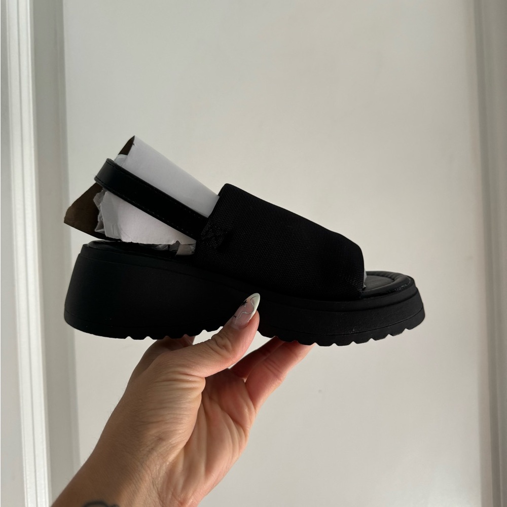 Brand new Steve Madden kids sandals